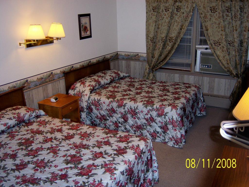 Travelers Inn Motel Eagle River Rum bild